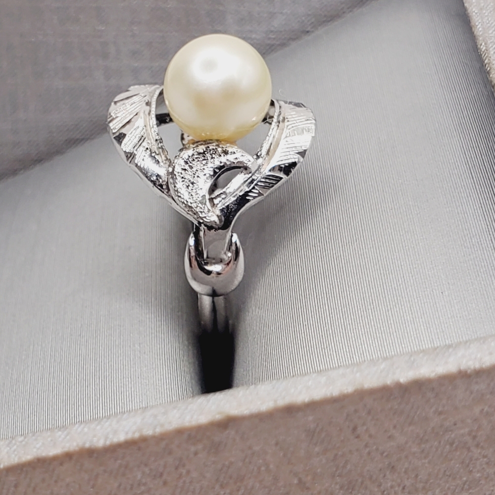 Pearl Ring 925 Sterling Silver Ring Vintage Ring Moon Ring Diamond Cut Ring - Picture 3 of 11